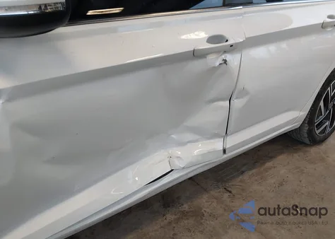 2024 Volkswagen Jetta 1.5T Sel from USA, damaged, VIN 3VWGM7BU5RM078972